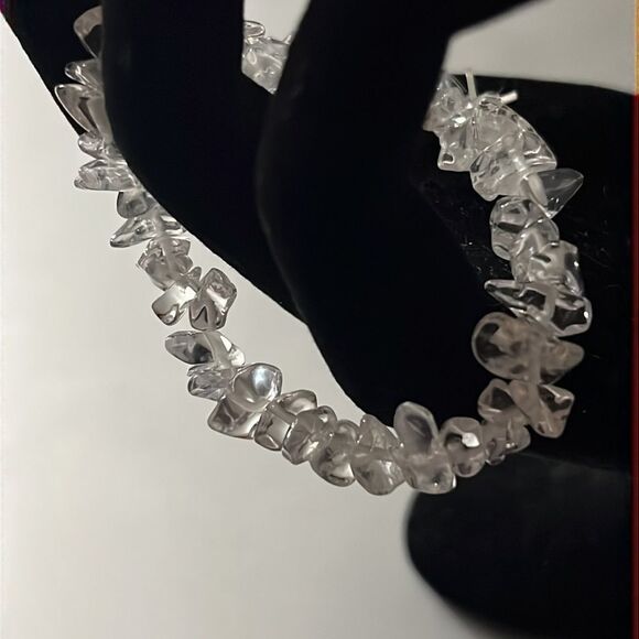 Bundle Sale 3 for $15 | Quartz Stone Chip Stretch Bracelet - Picture 5 of 8